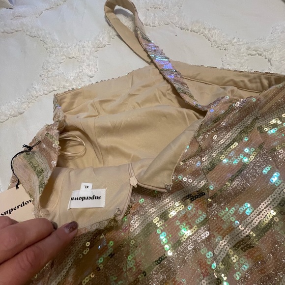 NWT Superdown’s Cicely mini multi colored sequin dress!! - Picture 10 of 12
